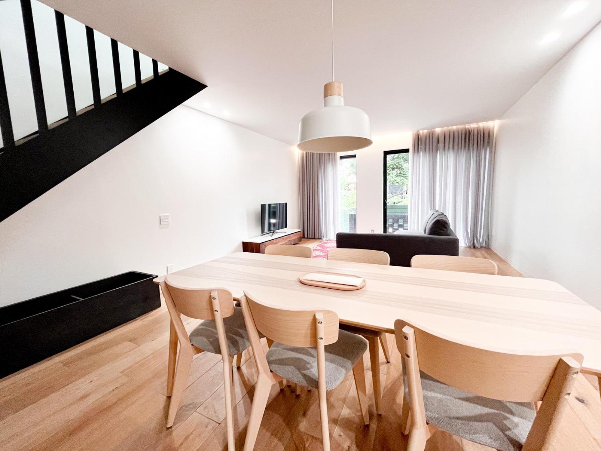 Modern, Charming, Spacious 3-bedroom Retreat In Brooklyn With Rem-casa Appartamento New York